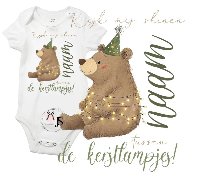 Baby romper “Kijk Mijn Shinen Tussen de Kerstlampjes” + Naam Baby - Personalized by JS