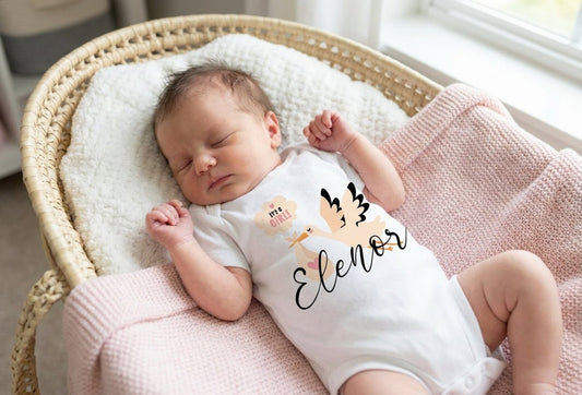 Baby Romper: Hoera! Het is een meisje - Personalized by JS